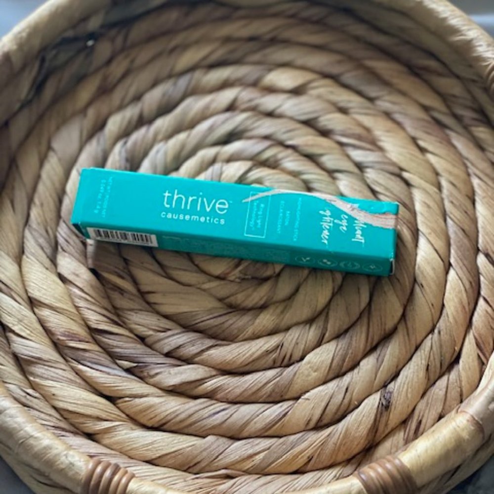 Thrive Causemetics Highlighter Stick